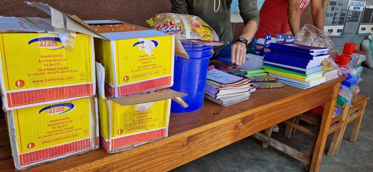 Vizită la şcoala primară din satul Mlambalasi