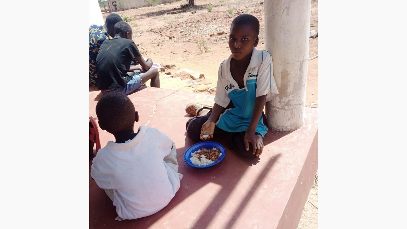 Sărbătoarea Sfintei Ecaterina și a Sfântului Stelian în parohiile noastre