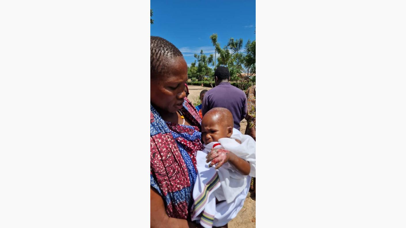 12 Botezuri în Sâmbăta lui Lazăr