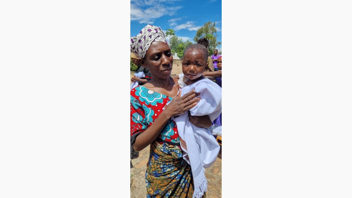 12 Botezuri în Sâmbăta lui Lazăr