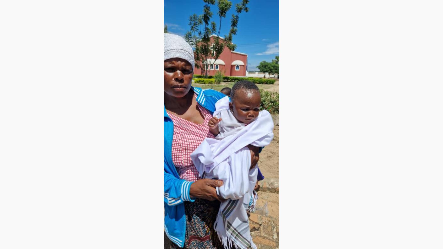 12 Botezuri în Sâmbăta lui Lazăr