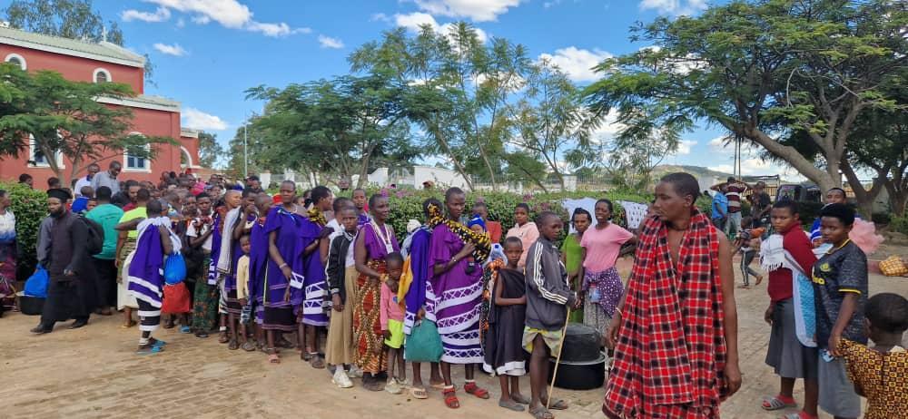 Părintele Mitropolit Teofan a participat la săvârșirea a 227 de botezuri în cadrul Centrului Misionar din Kidamali