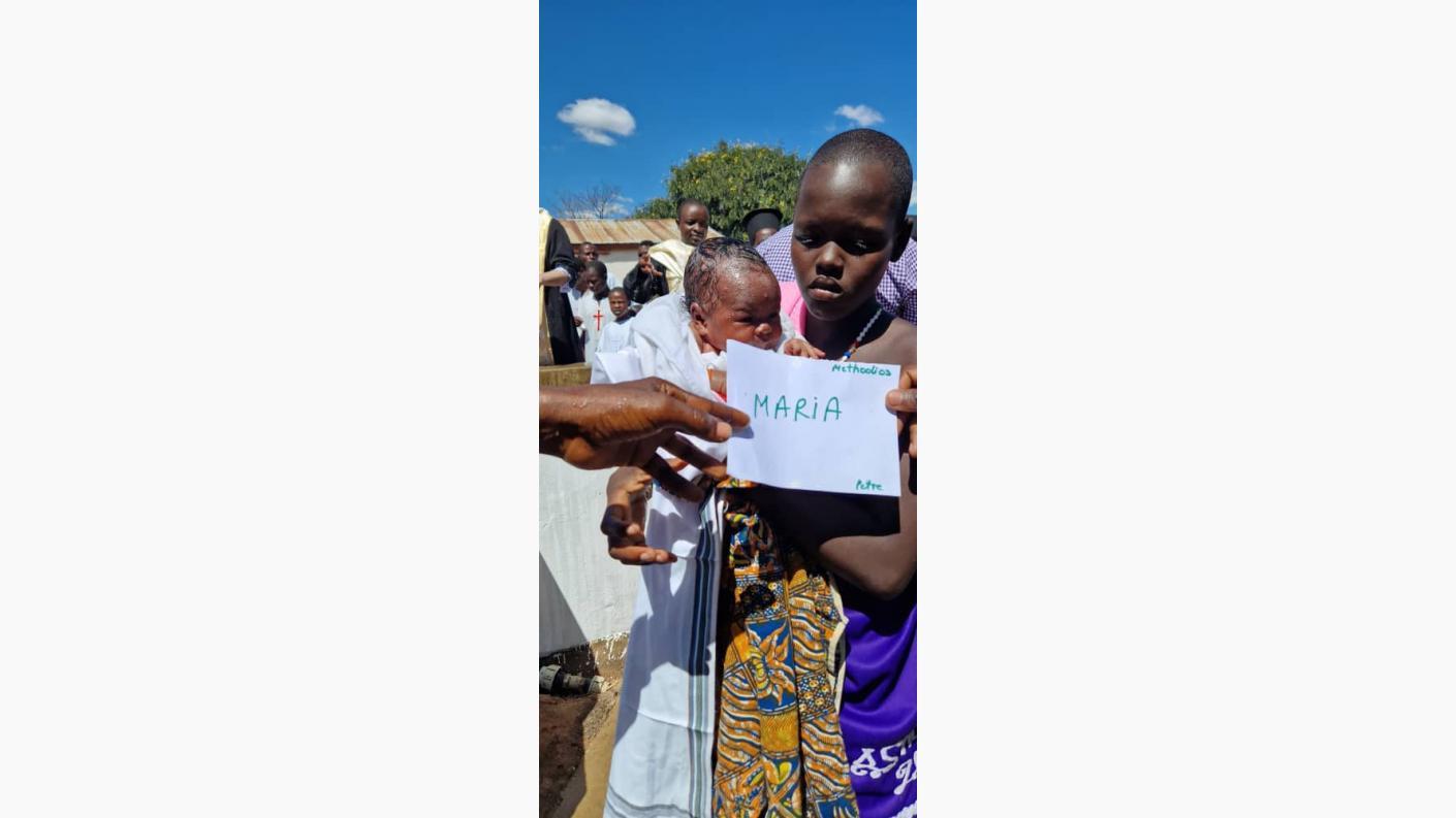 Părintele Mitropolit Teofan a participat la săvârșirea a 227 de botezuri în cadrul Centrului Misionar din Kidamali