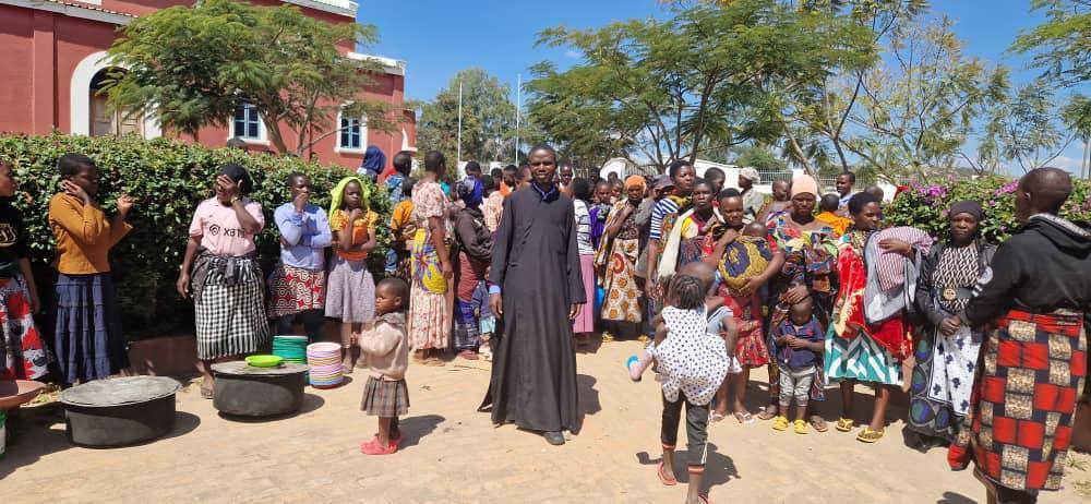 40 de botezuri la Centrul Misionar din Kidamali de sărbătoarea Sfinților Apostoli Petru și Pavel