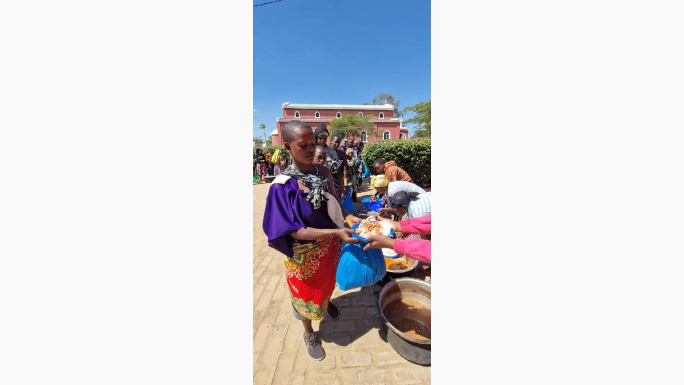 40 de botezuri la Centrul Misionar din Kidamali de sărbătoarea Sfinților Apostoli Petru și Pavel