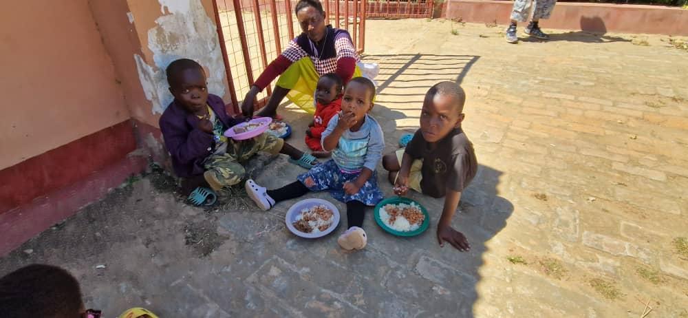 40 de botezuri la Centrul Misionar din Kidamali de sărbătoarea Sfinților Apostoli Petru și Pavel