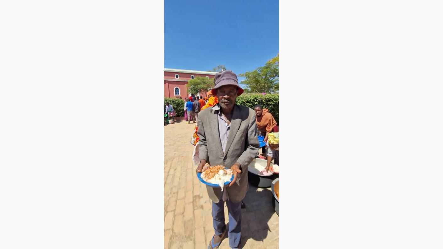 40 de botezuri la Centrul Misionar din Kidamali de sărbătoarea Sfinților Apostoli Petru și Pavel