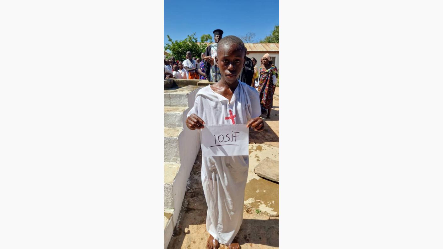 40 de botezuri la Centrul Misionar din Kidamali de sărbătoarea Sfinților Apostoli Petru și Pavel