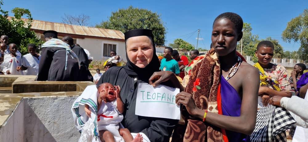 40 de botezuri la Centrul Misionar din Kidamali de sărbătoarea Sfinților Apostoli Petru și Pavel