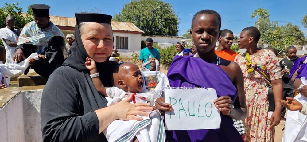 40 de botezuri la Centrul Misionar din Kidamali de sărbătoarea Sfinților Apostoli Petru și Pavel