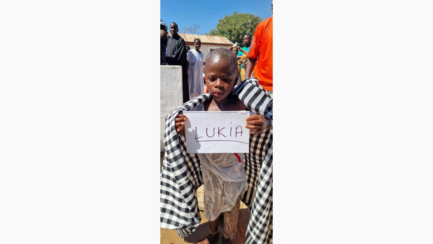 40 de botezuri la Centrul Misionar din Kidamali de sărbătoarea Sfinților Apostoli Petru și Pavel