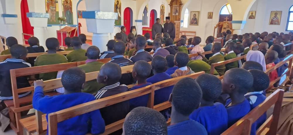 Întâlnirea Tinerilor Ortodocși elevi la liceele din Kidamali și Magubike