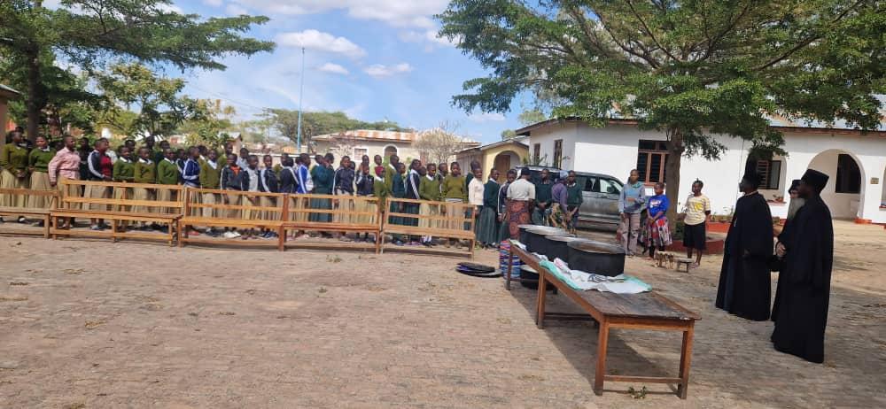 Întâlnirea Tinerilor Ortodocși elevi la liceele din Kidamali și Magubike