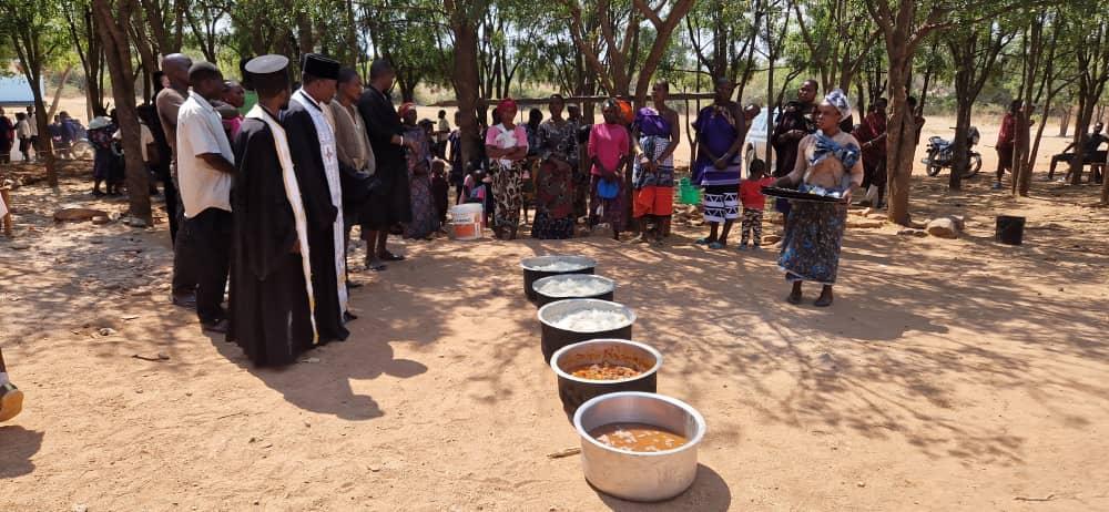 Şcoala din satul Ipwasi, în noi straie