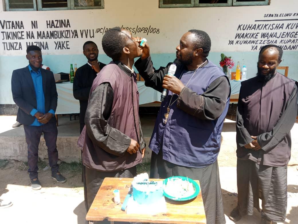 O nouă generație de tineri ortodocși a absolvit liceul, 2024