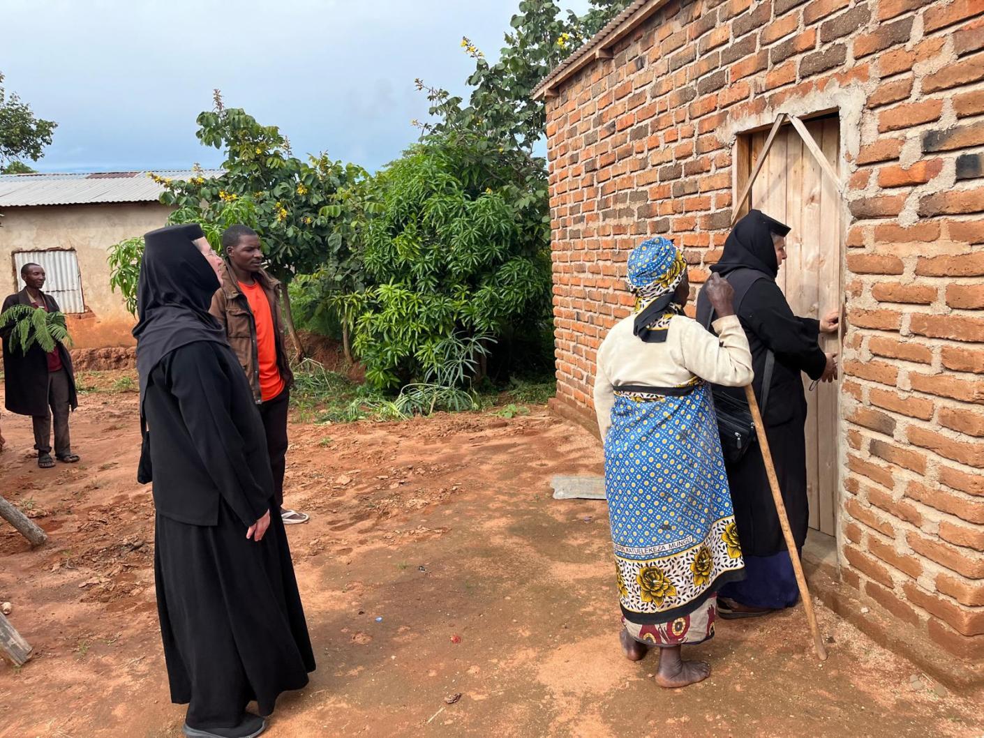 Cătunul Mbumi din Tanzania - locul în care bucuria a luat locul sărăciei