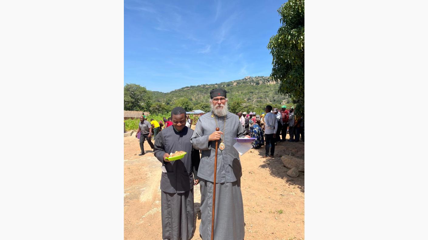 Slujbă arhierească în parohia din satul Ibogo