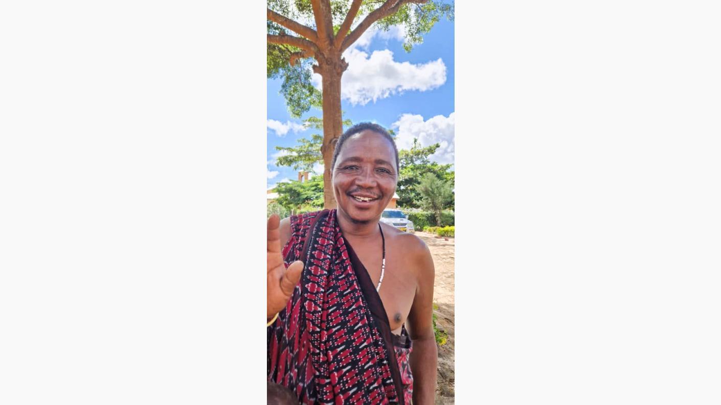 Moise – prietenul nostru şi îngerul păzitor al copiilor din Ipwasi