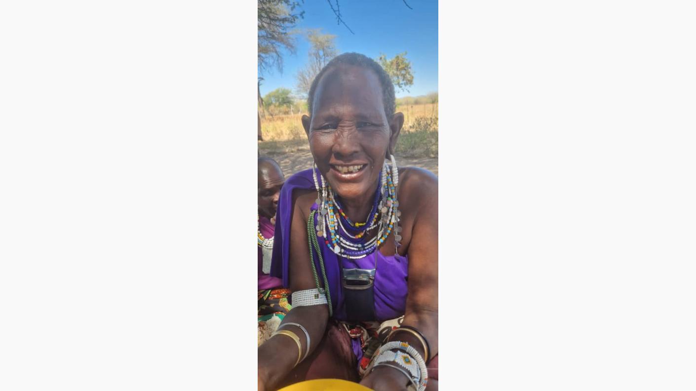 53 de femei și copii s-au botezat la Mapogoro