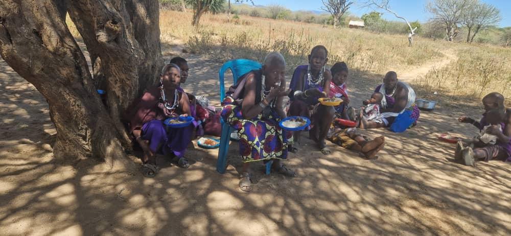 53 de femei și copii s-au botezat la Mapogoro