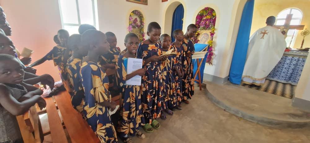 Sfânta Treime, hramul Parohiei din Mlambalasi