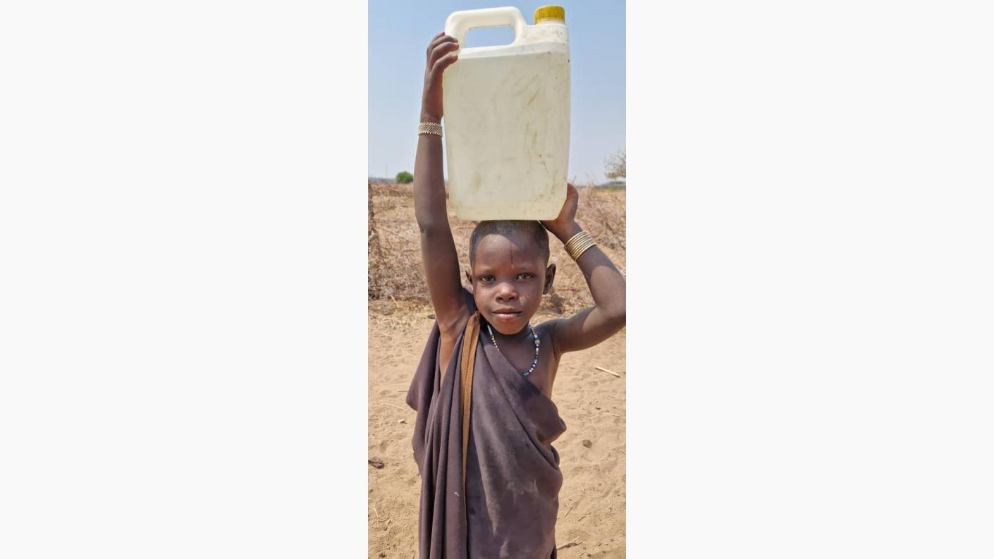 Jucăriile și grădina de zarzavaturi a masailor din Ipwasi