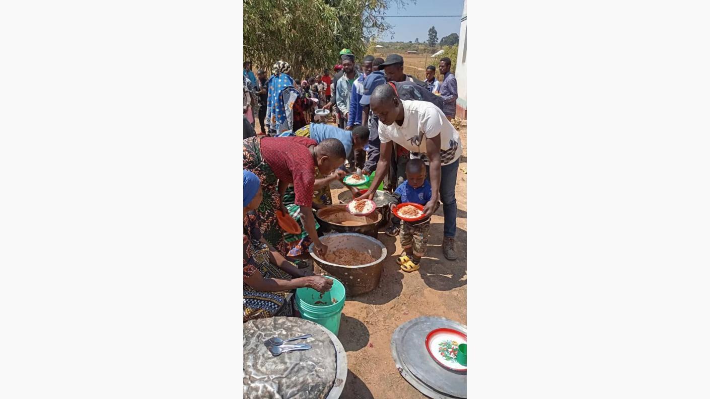 Înălțarea Sfintei Cruci – hramul parohiei din Makongati