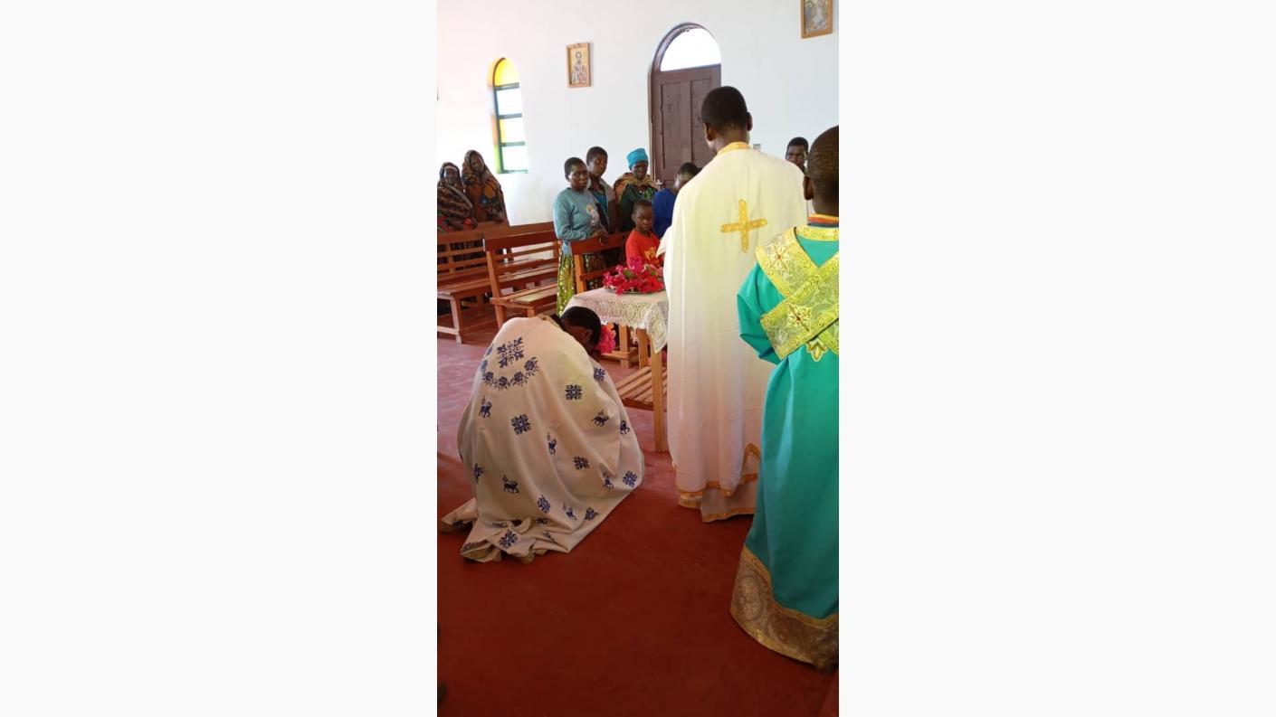 Înălțarea Sfintei Cruci – hramul parohiei din Makongati