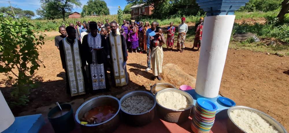 Satele Makota şi Nyamahana în sărbătoare de „Izvorul Tămăduirii”