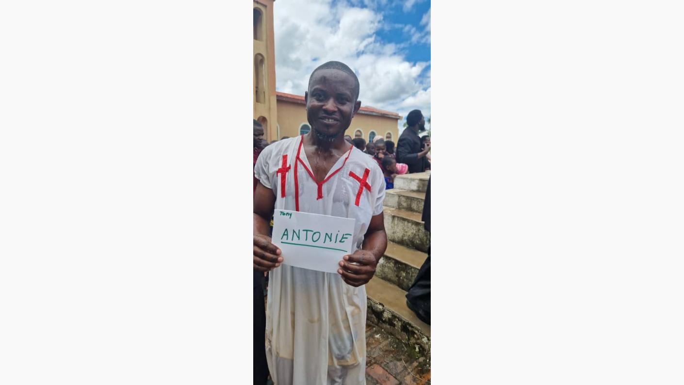 171 de botezuri în cadrul Centrului Misionar din Kidamali