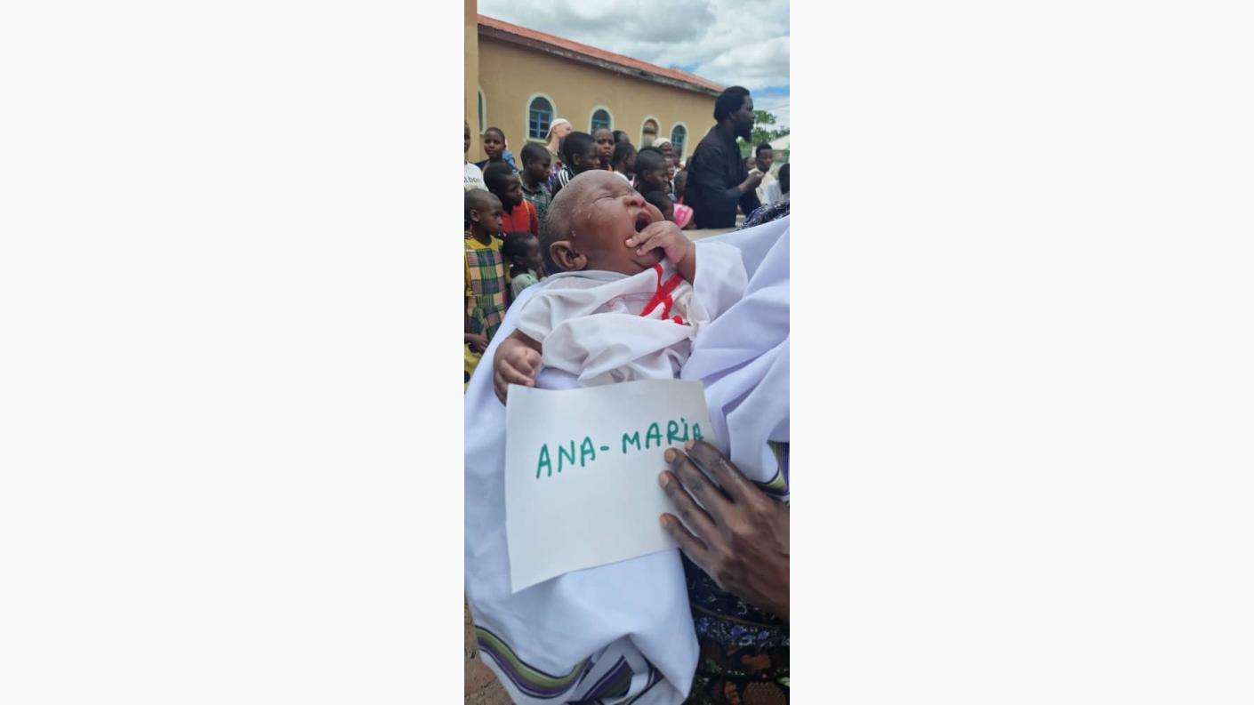 171 de botezuri în cadrul Centrului Misionar din Kidamali