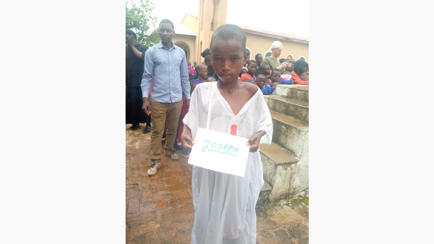 171 de botezuri în cadrul Centrului Misionar din Kidamali