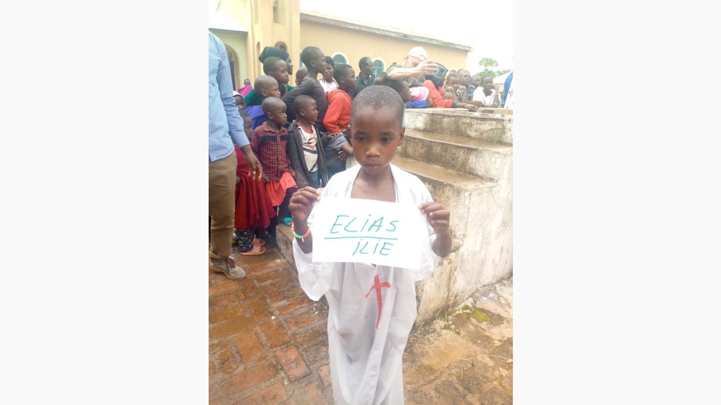 171 de botezuri în cadrul Centrului Misionar din Kidamali