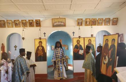 Hram la biserica mică a Centrului Misionar din Kidamali