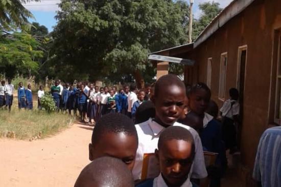 Bursă de studiu pentru un elev de școală primară timp de un an