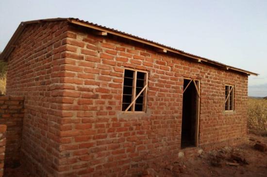 Casă de cărămidă pentru o familie